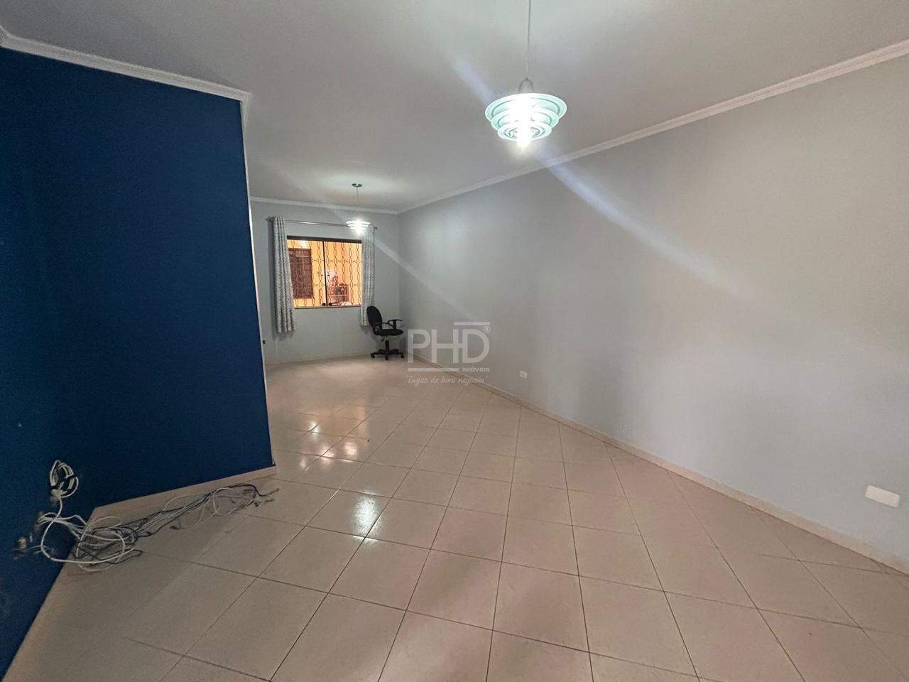 Sobrado à venda com 2 quartos, 162m² - Foto 1