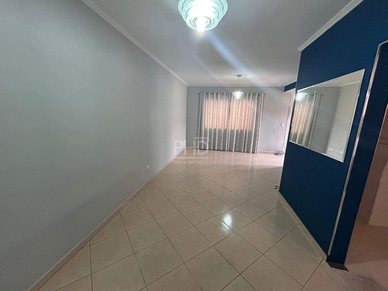 Sobrado à venda com 2 quartos, 162m² - Foto 2