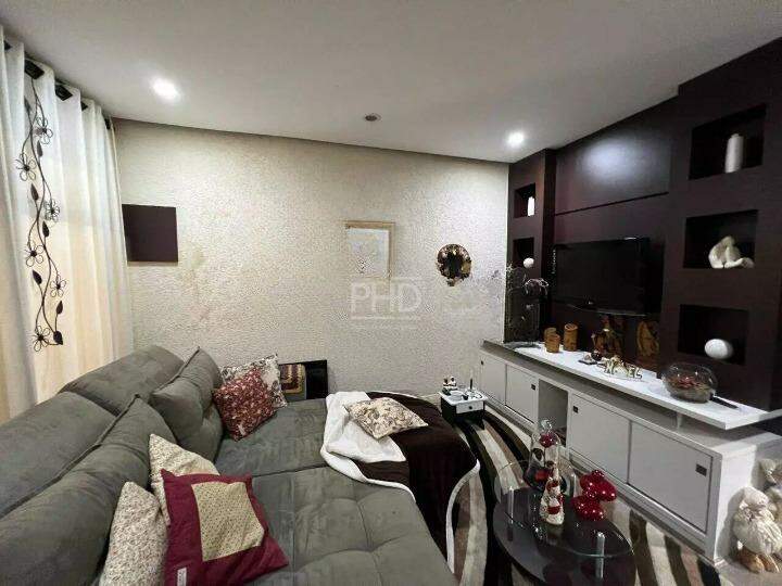 Sobrado à venda com 3 quartos, 131m² - Foto 3