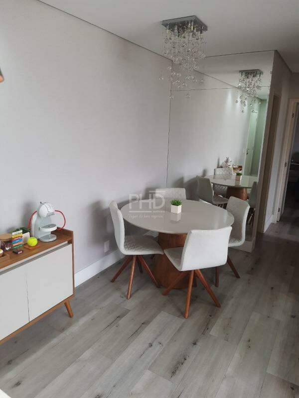 Apartamento à venda com 2 quartos, 74m² - Foto 3