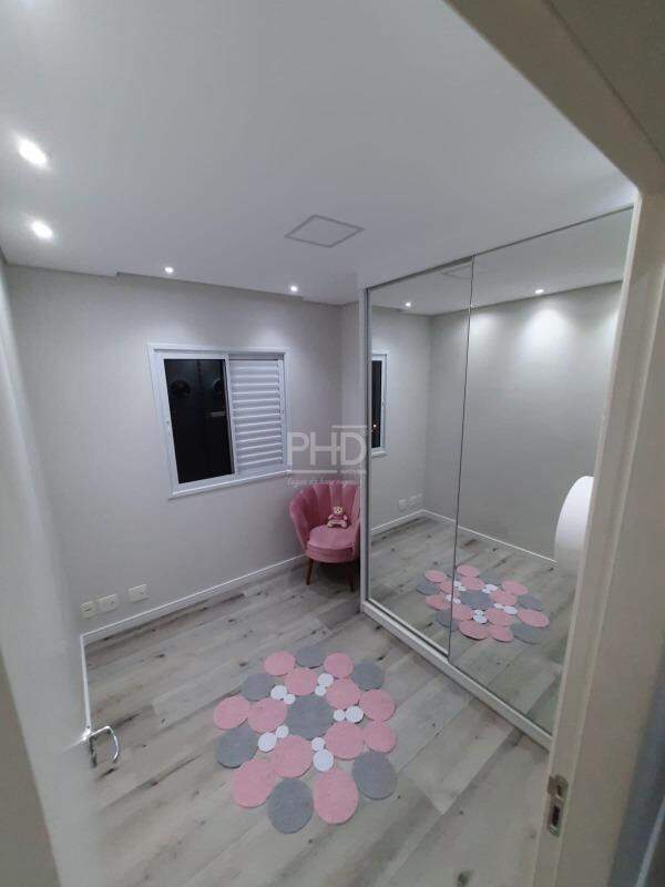 Apartamento à venda com 2 quartos, 74m² - Foto 17