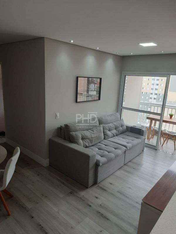 Apartamento à venda com 2 quartos, 74m² - Foto 2