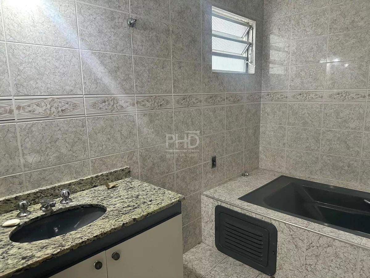 Sobrado à venda com 3 quartos, 220m² - Foto 12