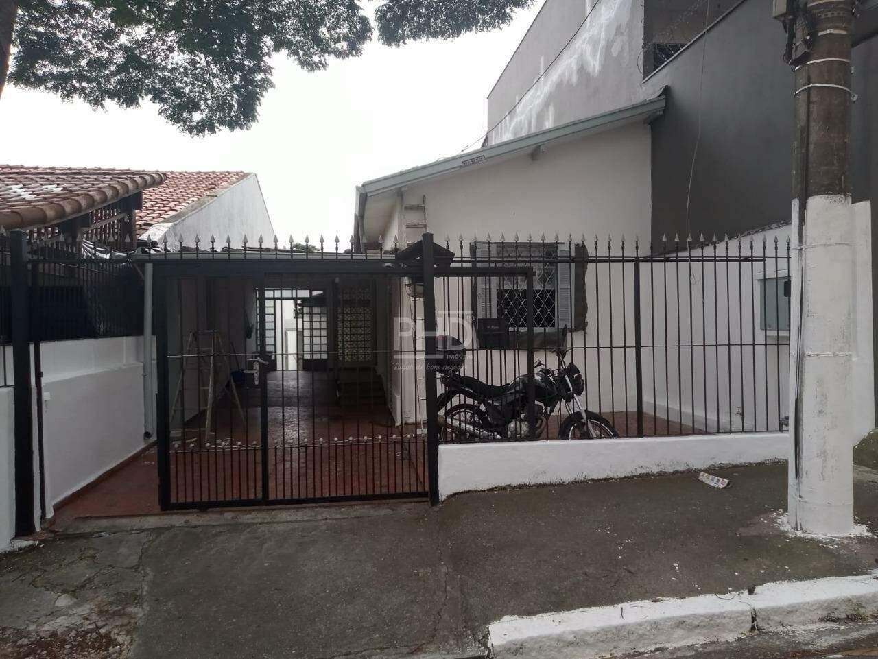 Casa para alugar com 2 quartos, 125m² - Foto 12