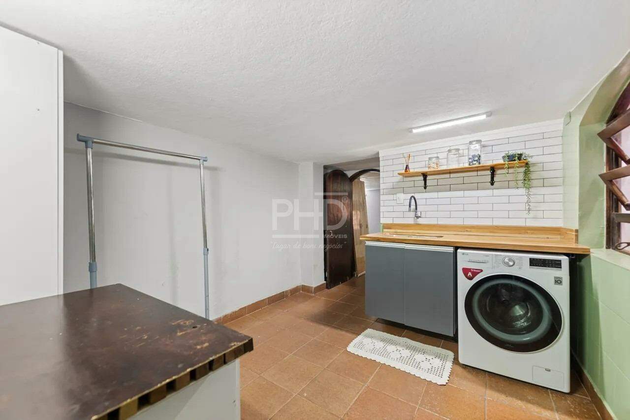 Sobrado à venda com 4 quartos, 250m² - Foto 19