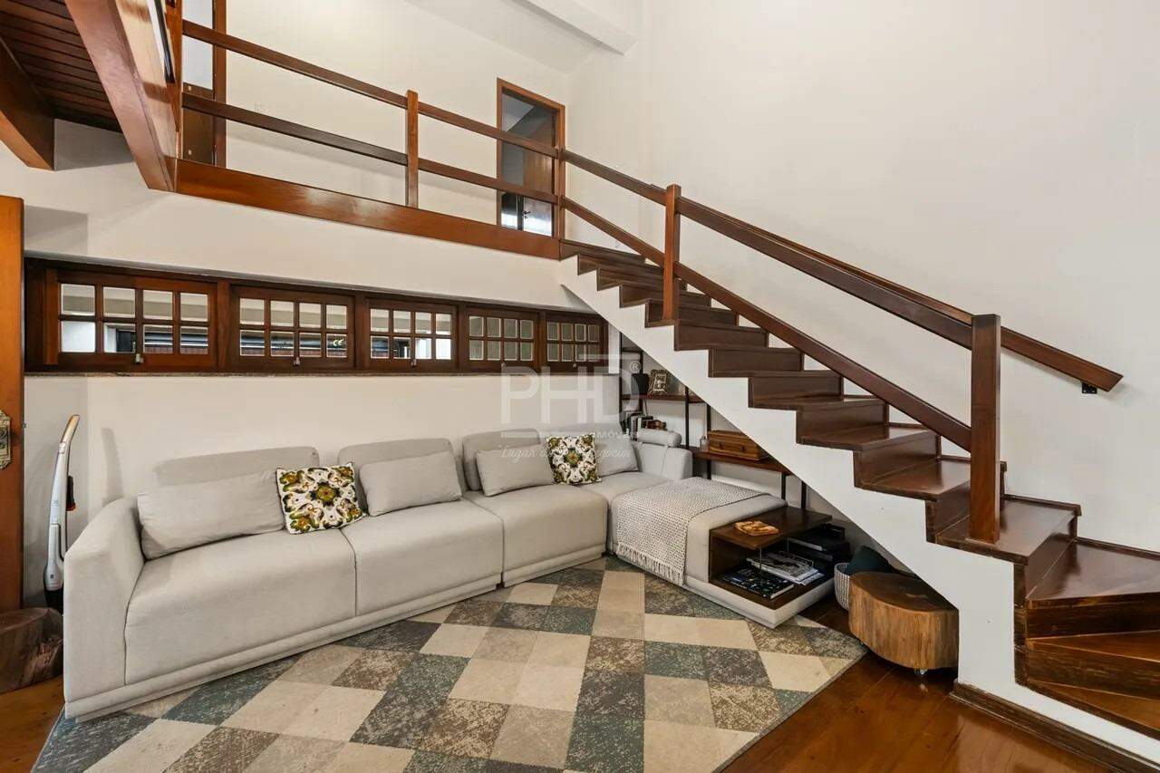 Sobrado à venda com 4 quartos, 250m² - Foto 3