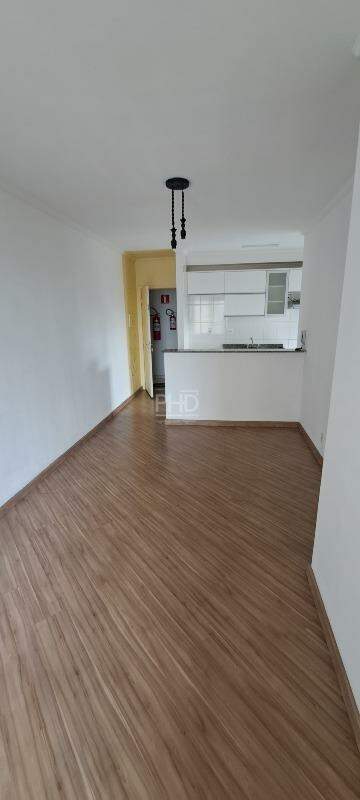 Apartamento à venda com 2 quartos, 57m² - Foto 2