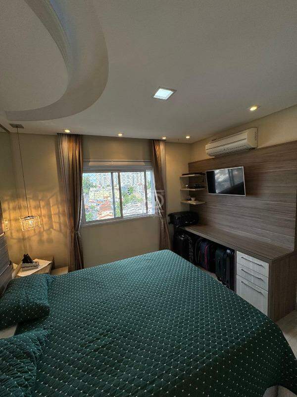 Apartamento para alugar com 3 quartos, 146m² - Foto 15