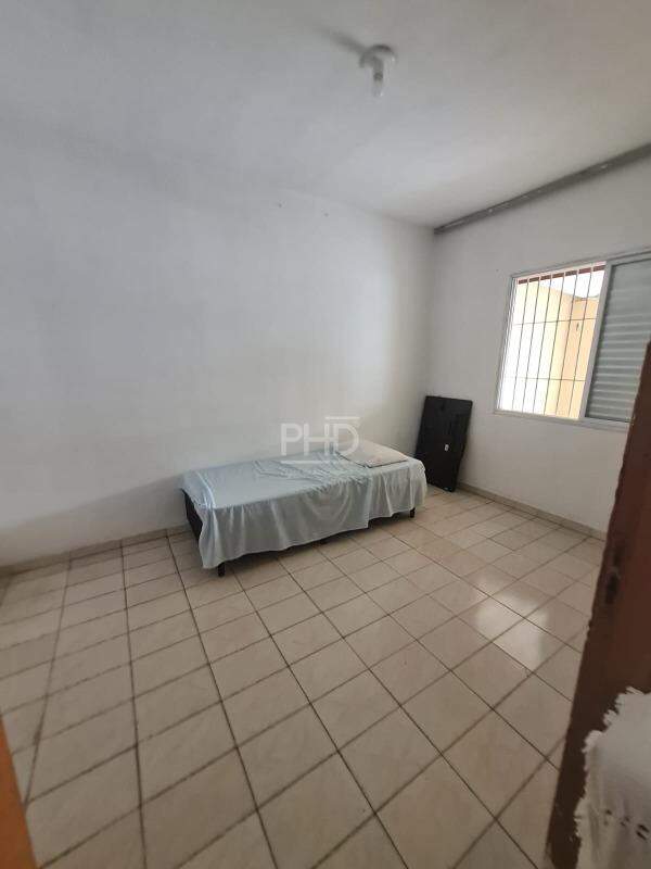 Casa à venda com 5 quartos, 145m² - Foto 12