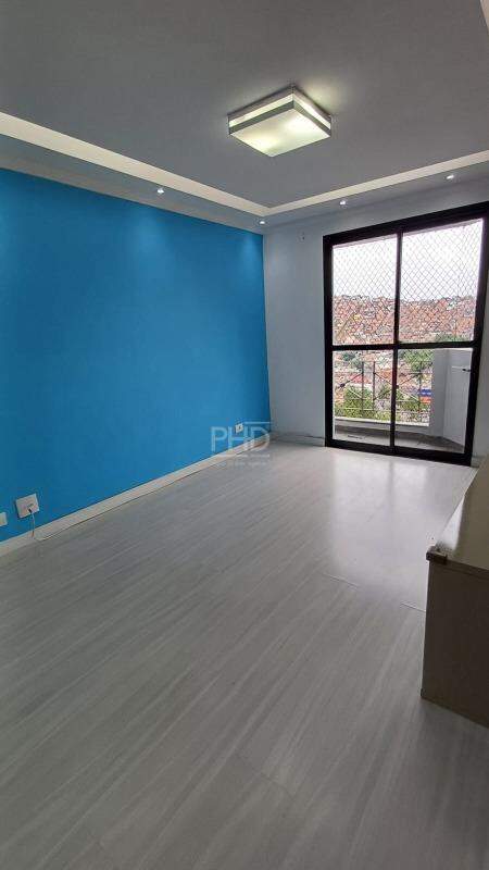 Apartamento à venda com 2 quartos, 50m² - Foto 2