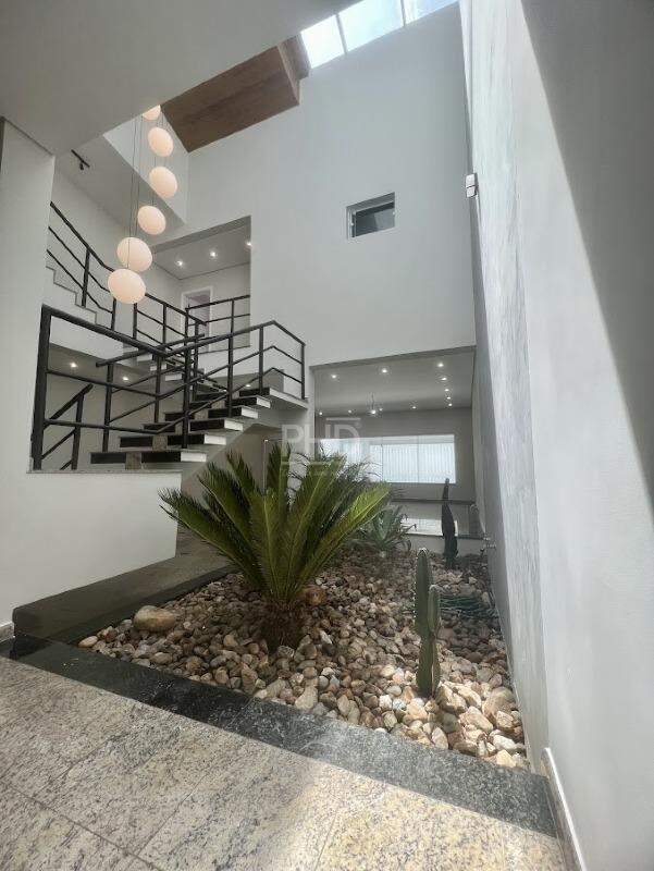 Sobrado à venda com 3 quartos, 244m² - Foto 17