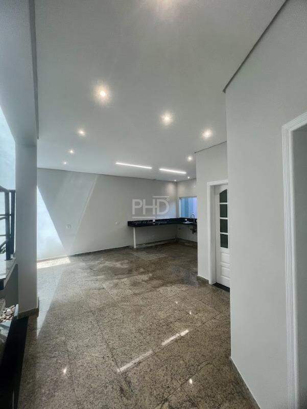 Sobrado à venda com 3 quartos, 244m² - Foto 7