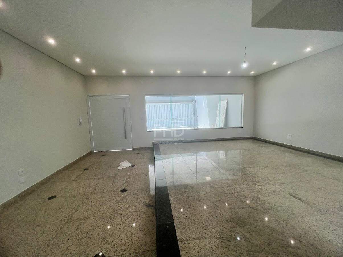 Sobrado à venda com 3 quartos, 244m² - Foto 3