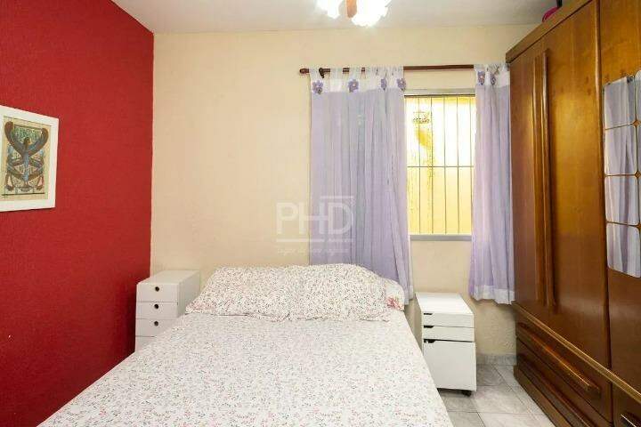 Casa à venda com 3 quartos, 208m² - Foto 22