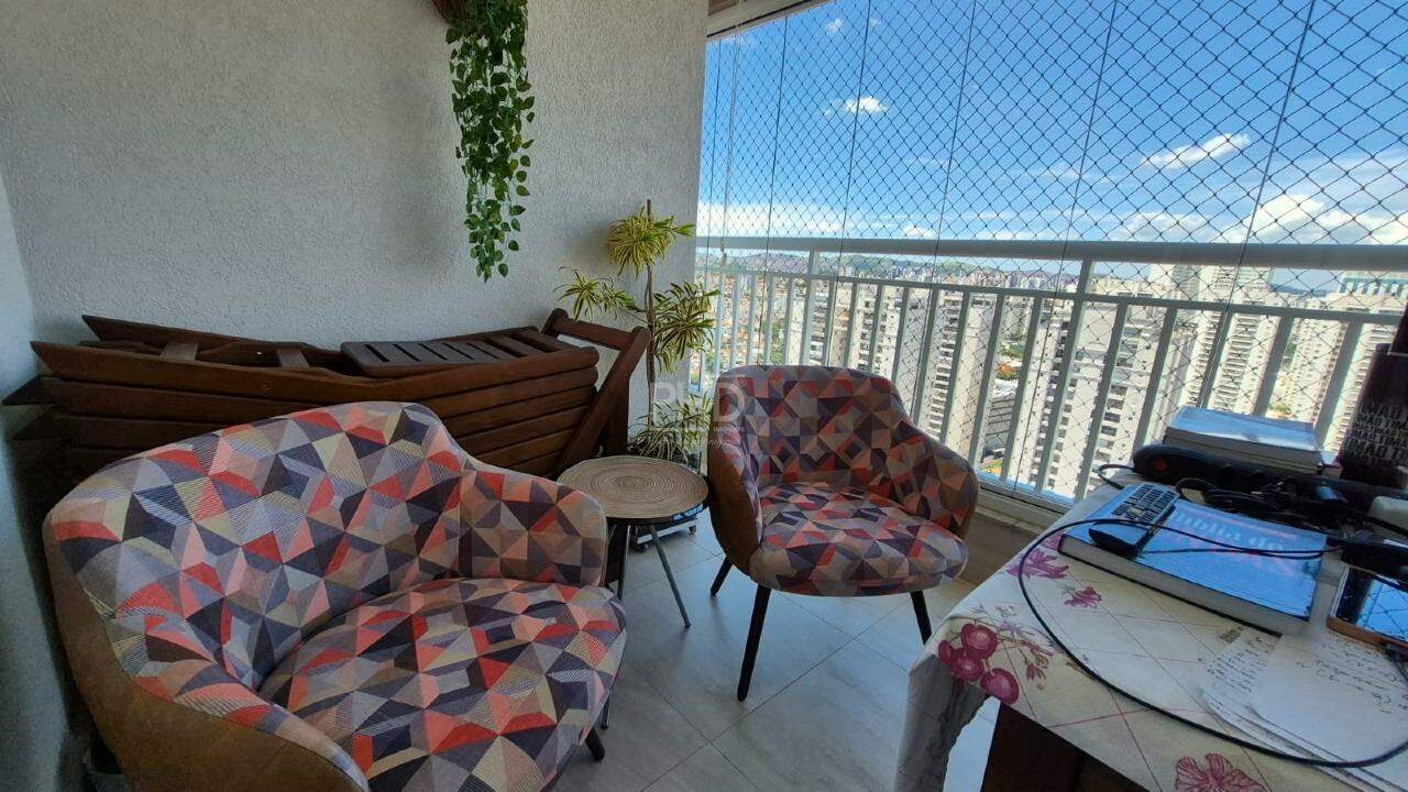 Apartamento à venda com 3 quartos, 94m² - Foto 7