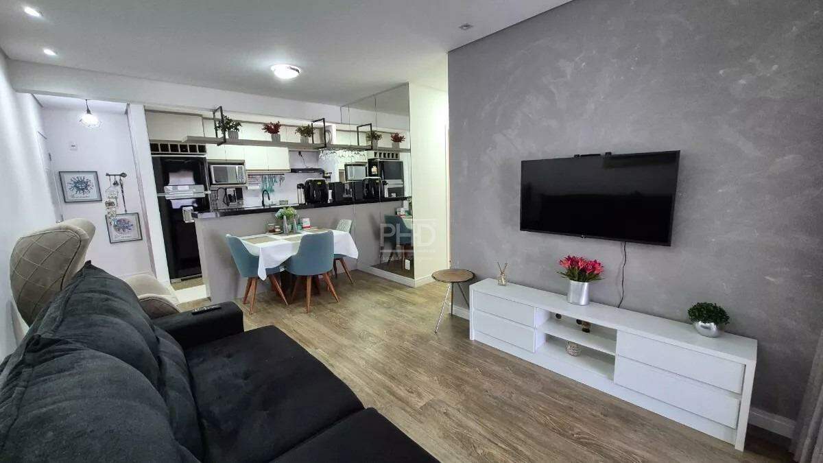 Apartamento à venda com 3 quartos, 94m² - Foto 2