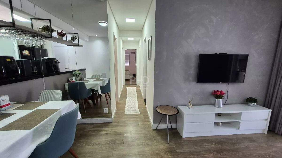 Apartamento à venda com 3 quartos, 94m² - Foto 3