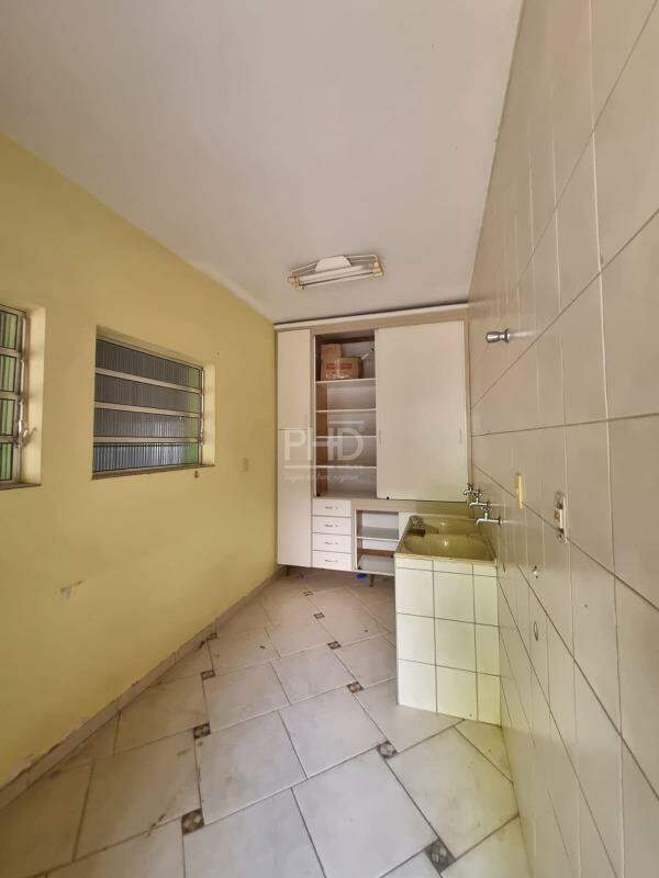 Sobrado à venda com 3 quartos, 300m² - Foto 38