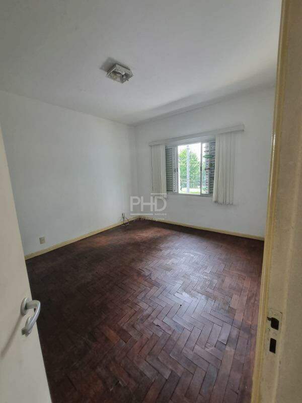 Sobrado à venda com 3 quartos, 300m² - Foto 20