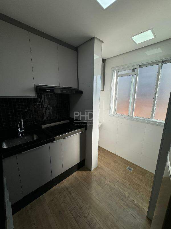 Apartamento à venda com 2 quartos, 49m² - Foto 6