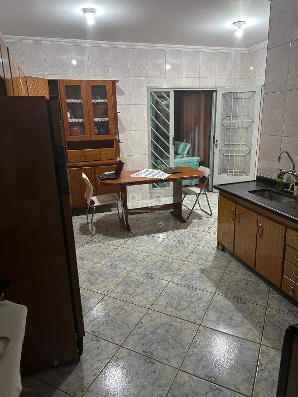 Casa à venda com 2 quartos, 172m² - Foto 5