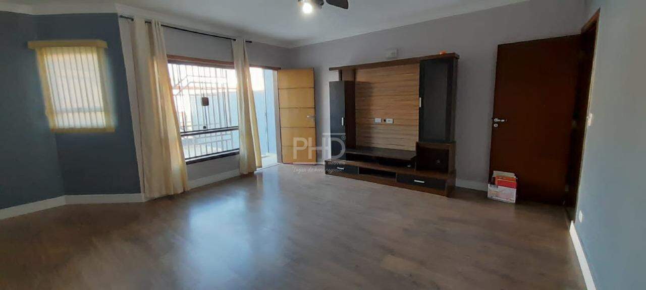 Sobrado, 3 quartos, 203 m² - Foto 2