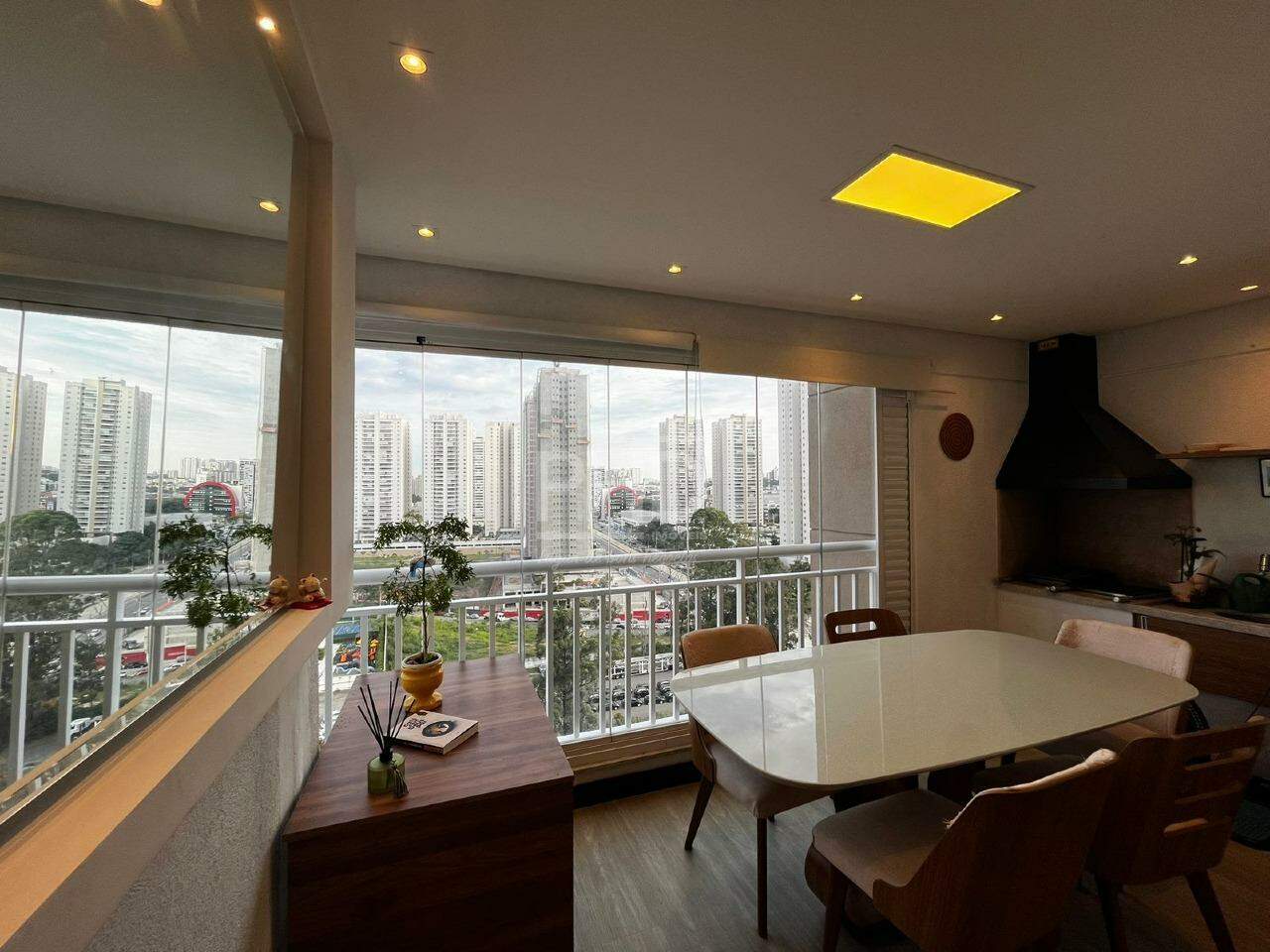 Apartamento, 2 quartos, 77 m² - Foto 1