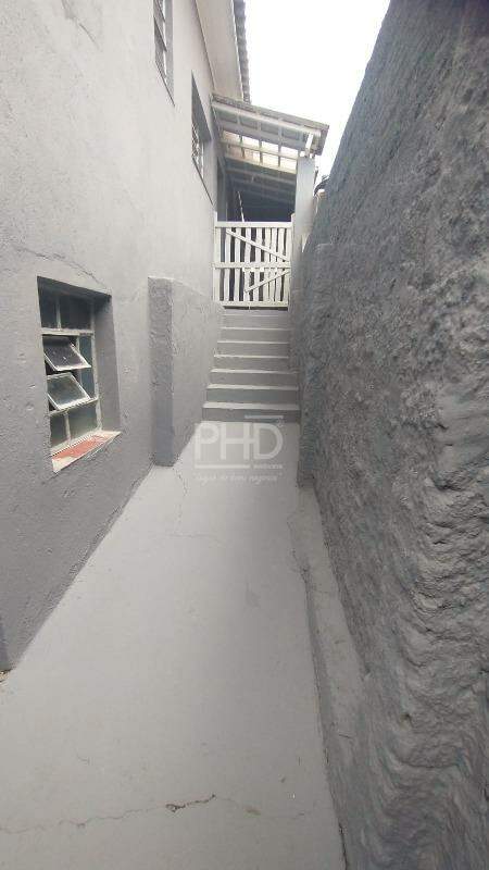 Casa à venda com 1 quarto, 108m² - Foto 6