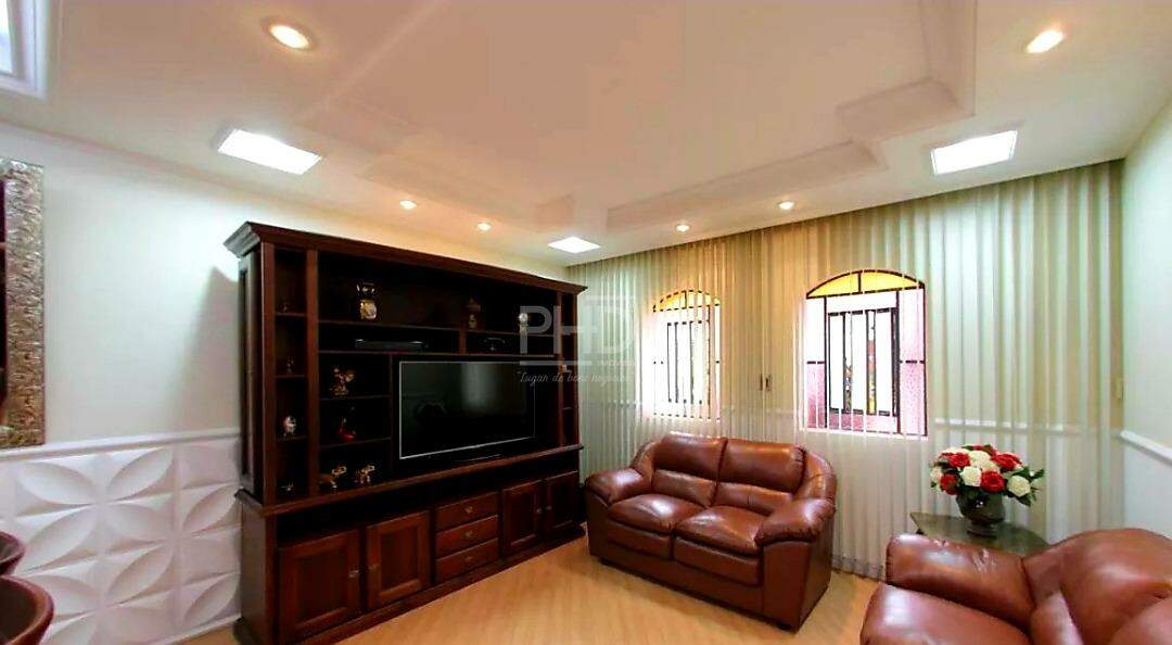 Sobrado à venda com 3 quartos, 238m² - Foto 3
