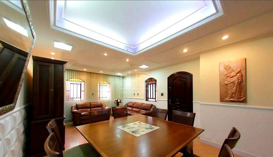 Sobrado à venda com 3 quartos, 238m² - Foto 4