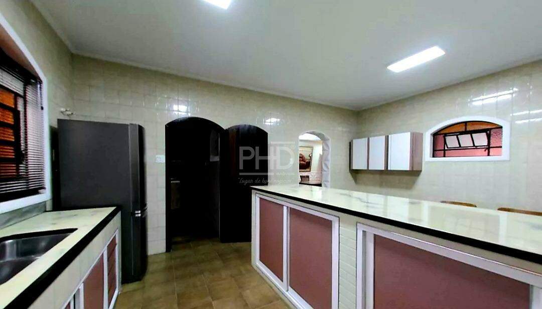 Sobrado à venda com 3 quartos, 238m² - Foto 9