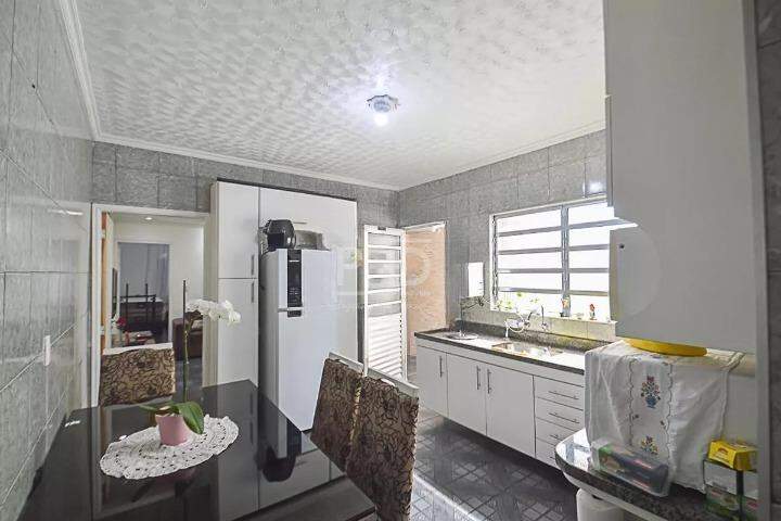 Casa à venda com 2 quartos, 125m² - Foto 9