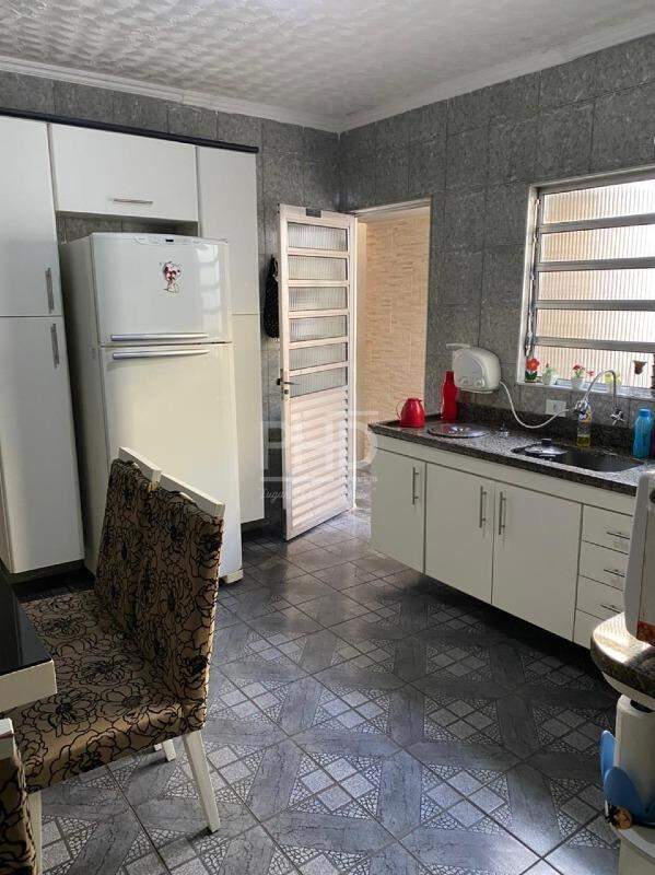 Casa à venda com 2 quartos, 125m² - Foto 10