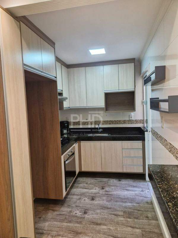 Apartamento para alugar com 2 quartos, 53m² - Foto 12