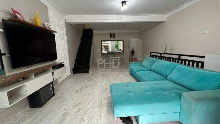 Sobrado à venda com 3 quartos, 160m² - Foto 1