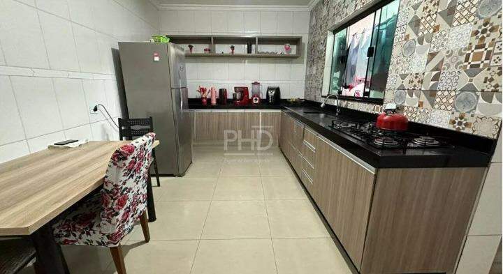 Sobrado à venda com 3 quartos, 160m² - Foto 4