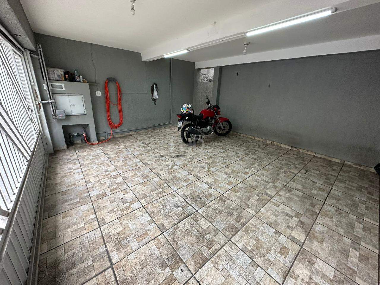 Casa para alugar com 3 quartos, 180m² - Foto 21