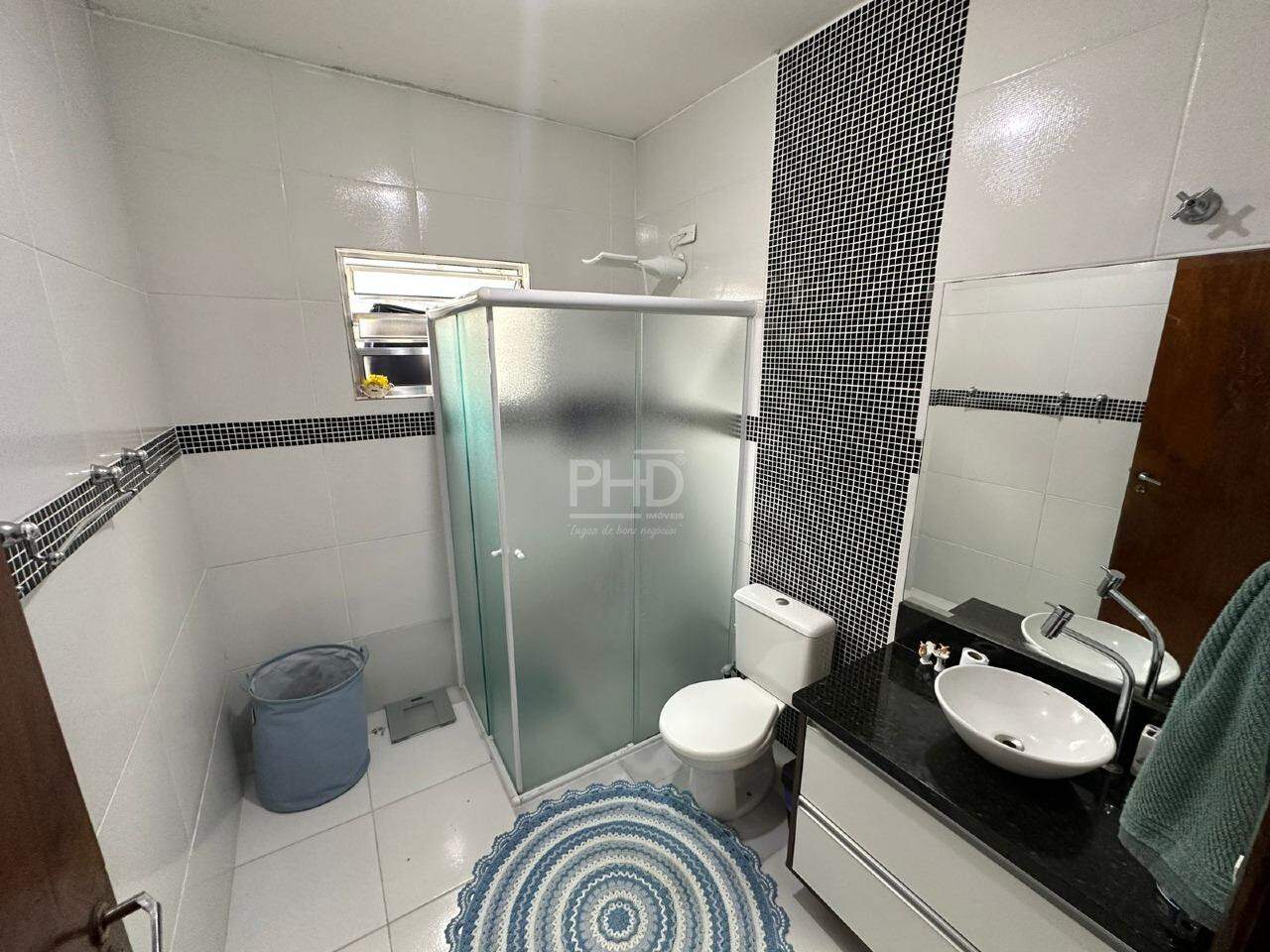 Casa para alugar com 3 quartos, 180m² - Foto 12