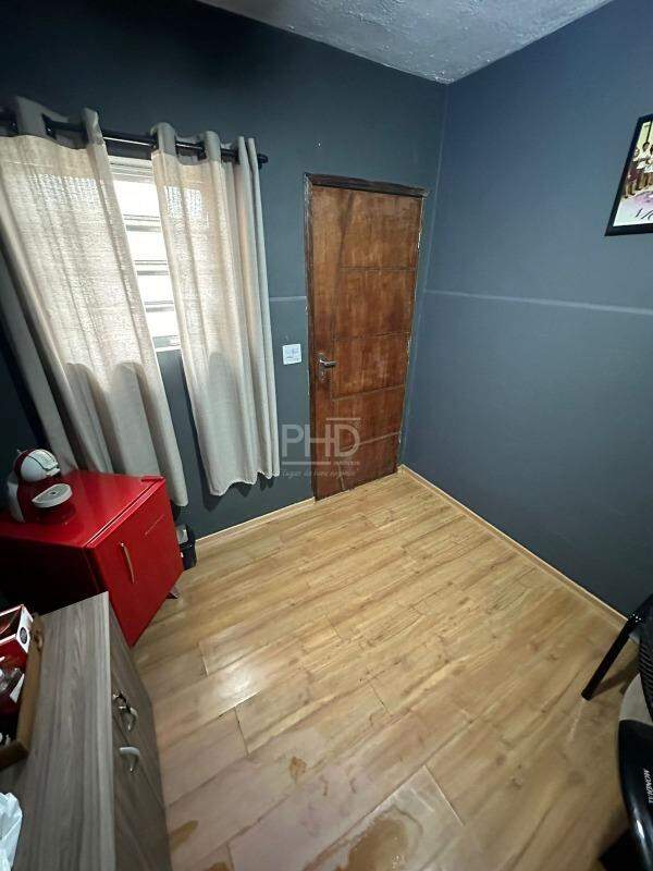 Casa para alugar com 3 quartos, 180m² - Foto 15