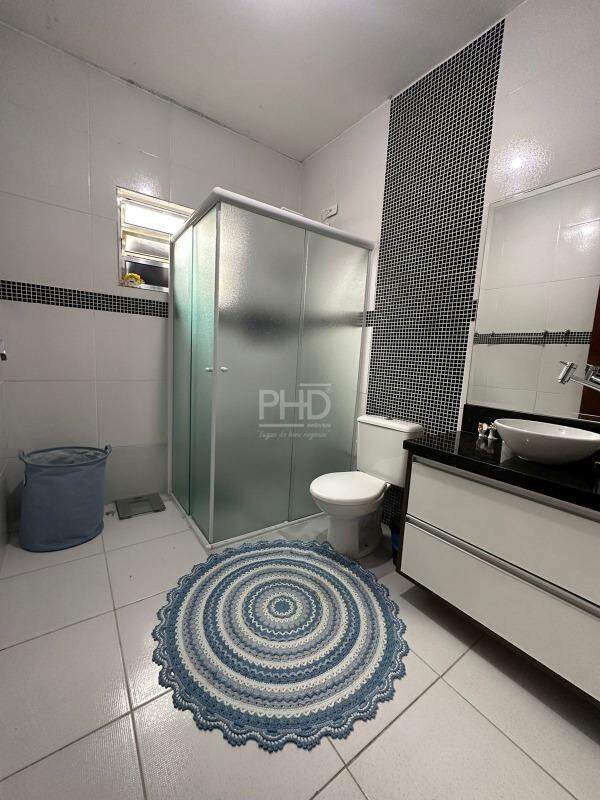 Casa para alugar com 3 quartos, 180m² - Foto 13