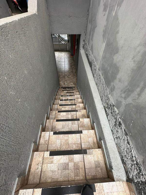 Casa para alugar com 3 quartos, 180m² - Foto 22