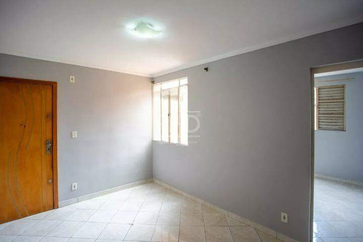 Apartamento à venda com 2 quartos, 45m² - Foto 4
