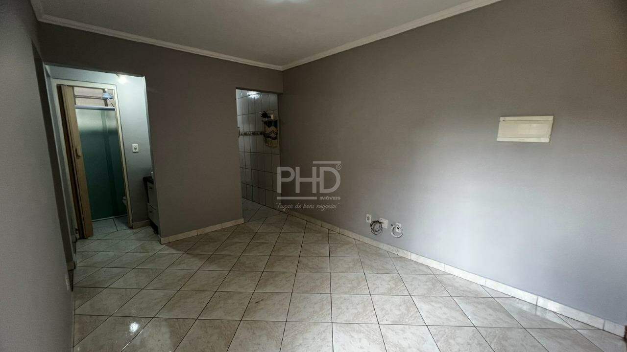 Apartamento à venda com 2 quartos, 45m² - Foto 3