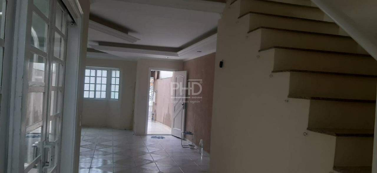 Casa, 4 quartos, 240 m² - Foto 3