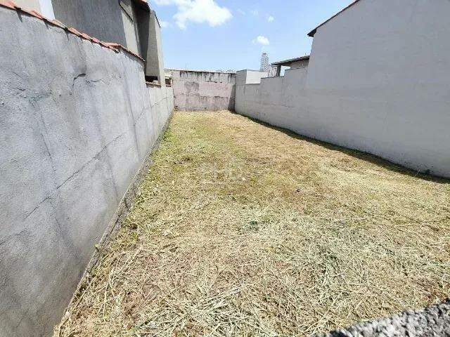 Terreno à venda, 250m² - Foto 1