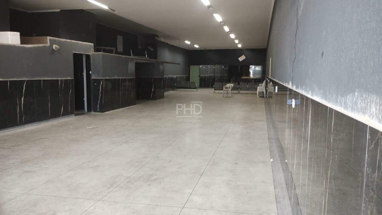 Loja-Salão para alugar, 300m² - Foto 1