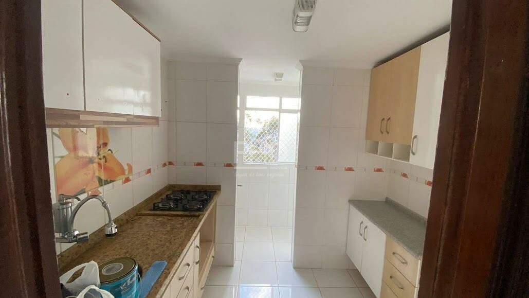 Apartamento à venda com 2 quartos, 56m² - Foto 2