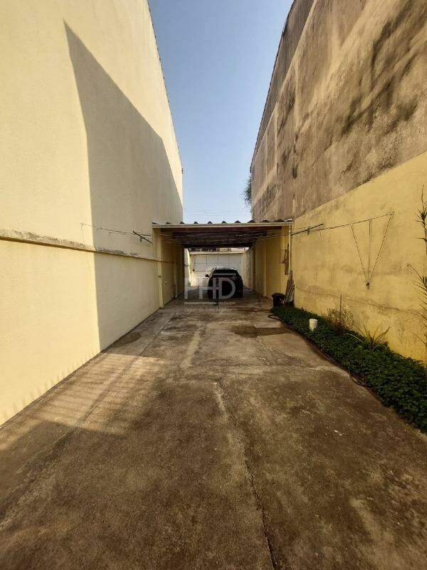 Sobrado para alugar com 3 quartos, 202m² - Foto 28