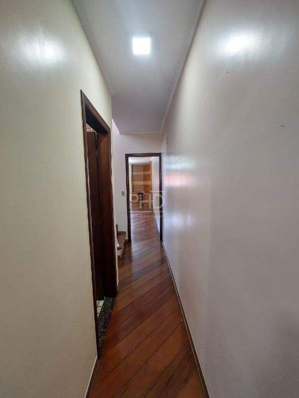 Sobrado para alugar com 3 quartos, 202m² - Foto 12