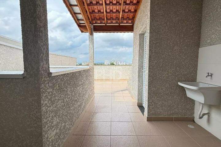 Apartamento para alugar com 2 quartos, 110m² - Foto 26